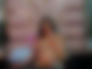 AfroditaHH's Live Sex Cam Show