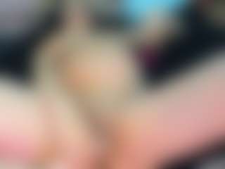 AfroditaHH's Live Sex Cam Show