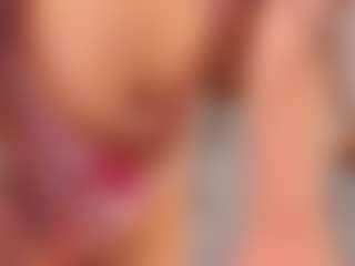 Live cam show with Celeste Evanns - Eating Pussy on xDating