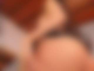 Live cam show with Celeste Evanns - Fuck Machine on LiveSexCams6