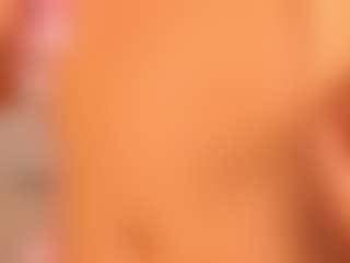 Live cam show with Celeste Evanns - Suck on Camsoda