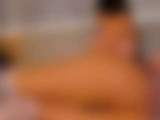Live cam show with Celeste Evanns - Facial on fuklive.com