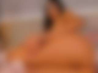 Live cam show with Celeste Evanns - Eating Pussy on Livezox