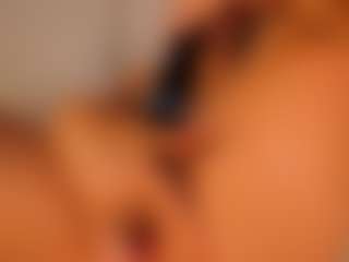 Live cam show with Celeste Evanns - Camel Toe on Camsoda