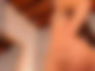 Live cam show with Celeste Evanns - Fingers on Camsoda