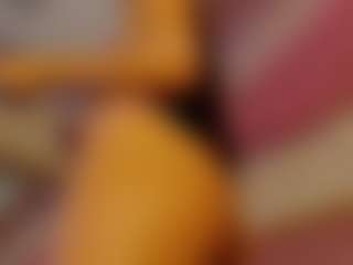 Live cam show with Celeste Evanns - Spanks on Fling VIP Chat