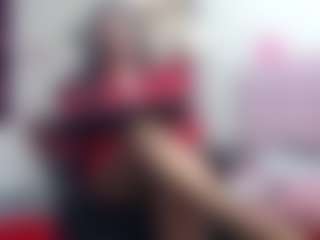 Live cam show with SolVegaNaciente - Small Tits Mature on PervPlay.com
