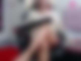 Live cam show with SolVegaNaciente - Grey on Camsoda