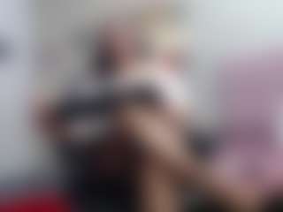 Live cam show with SolVegaNaciente - Mature on TeamSkeetLive