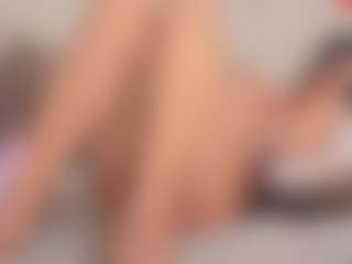 Live cam show with Gigi - Athletic Young Adult on Soda Cam