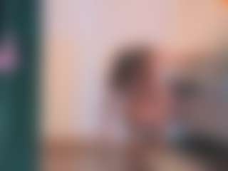 Live cam show with Gigi - Squirt Latina on Strip Flash - Live Sex Shows