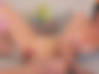 Live cam show with Gigi - Tittyfuck on sexylive.show