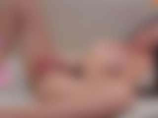 Live cam show with Gigi - Brown Hair Teen (18+) on Camsoda
