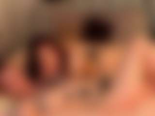 Live cam show with Adelina and Emily - Brown Hair on Hubzter Live