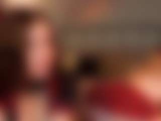 Live cam show with Adelina and Emily - Bedroom on AdultVida.com