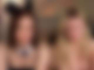 Live-Cam-Show mit Adelina and Emily - Amateur auf Camsoda