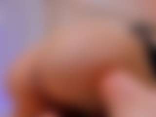 Anyssia's Live Sex Cam Show