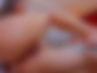 Live cam show with Anyssia - Flashing on SpunkLive