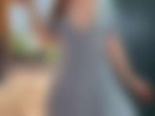 Live cam show with Katrinnams - Blonde Hair Curvy on milfzrlive.com