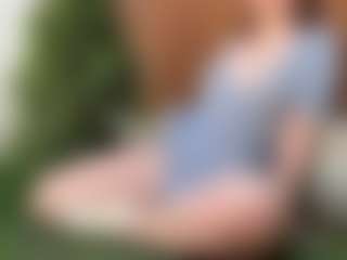 Live cam show with Katrinnams - Amateur Curvy on makecum.org