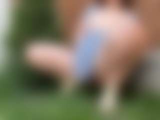 Live cam show with Katrinnams - Big Ass on Camsoda