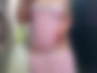 Live cam show with Katrinnams - Squirt on Camsoda
