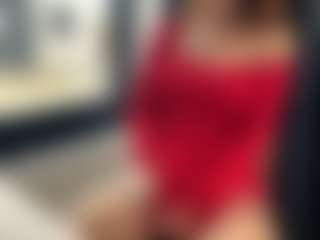 Live cam show with Katrinnams - Pornstar Skinny on live.xheat.ai