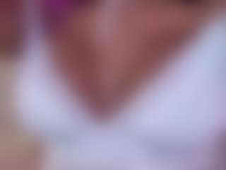 Aishha Ferrari's Live Sex Cam Show