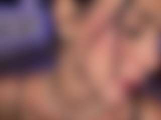 Aishha Ferrari's Live Sex Cam Show