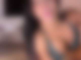Live cam show with Aishha Ferrari - Spy Petite on nudelive.tv