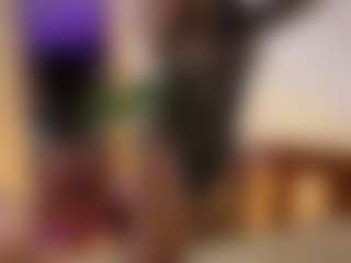 Live cam show with Aishha Ferrari - Public Latina on Camsoda | colombia