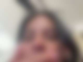 Aishha Ferrari's Live Sex Cam Show