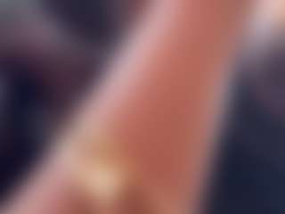 Aishha Ferrari's Live Sex Cam Show