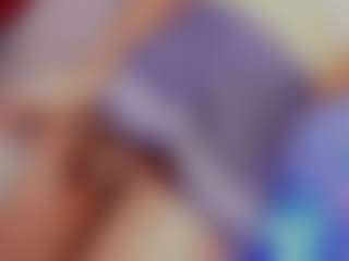 Live cam show with Ariia-janee - Smoking on Camsoda