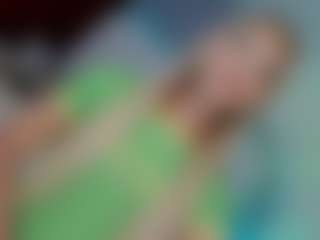Live cam show with Ariia-janee - Brown Eyes on Camsoda