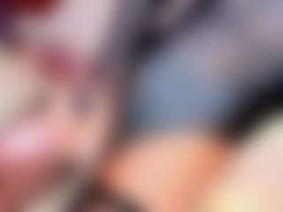 Live cam show with Ariia-janee - Black Hair on Camsoda