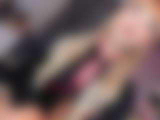 Ariia-janee's Live Sex Cam Show