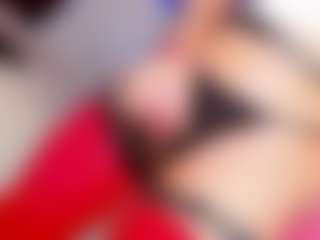 Live cam show with Ariia-janee - Small Tits on LiveSexCams6