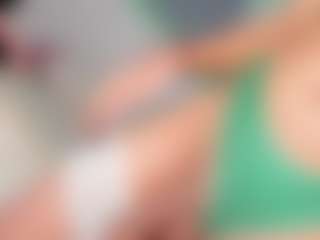 Ariia-janee's Live Sex Cam Show