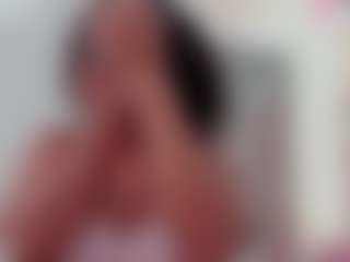 Live cam show with Ahlya - Thick on madthumbs