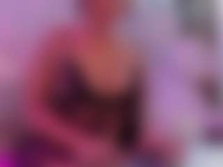 Live cam show with Ahlya - Ebony on Camsoda | united states