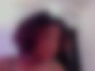 Live cam show with Ahlya - Brown Hair on sexytreat.net
