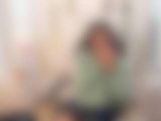 Live cam show with Aisha-Rx - Black Hair on slutload