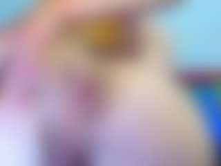 Live cam show with damian77Dam - Drinking on slutload