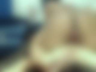Live cam show with leoandkali - Butt Plug on CamClone
