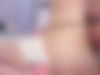 MoireFulford's Live Sex Cam Show
