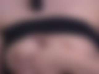 MoireFulford's Live Sex Cam Show