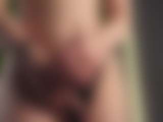 MoireFulford's Live Sex Cam Show