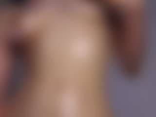 Live cam show with MoireFulford - Normal on Hubzter Live