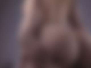 MoireFulford's Live Sex Cam Show
